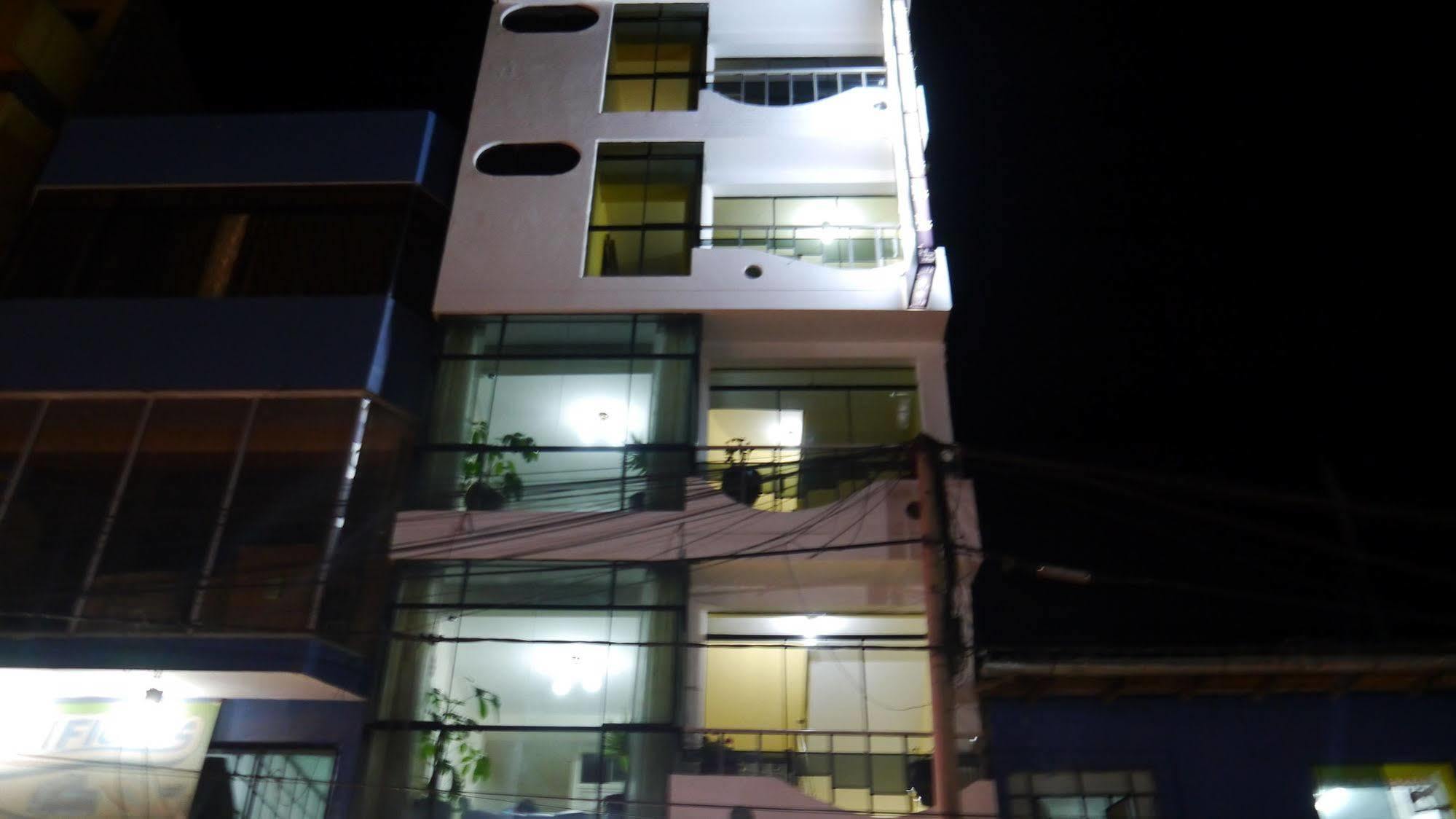 El Parque Hotel Andahuaylas Exteriér fotografie